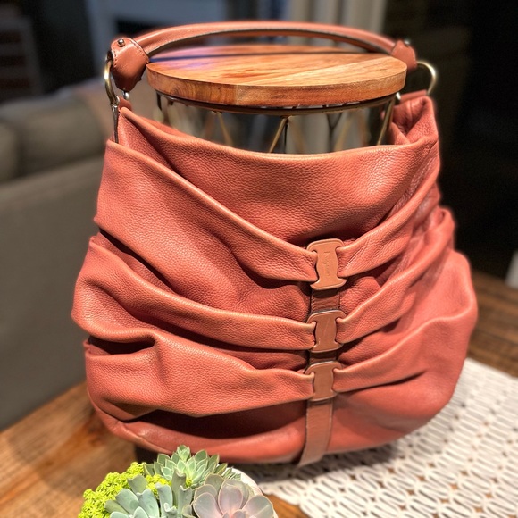 Salvatore Ferragamo Salmon Leather Ruched Hobo Bag [GG-21B247] - Picture 6 of 16